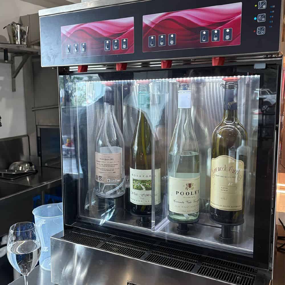 Enomatic Wine Serving Systems Unica Start 4 (4 bottles in line) 120W 1amp